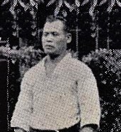 井上鑑昭