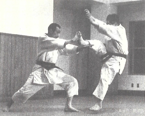 Kenji Tomiki and Hideo Ohba