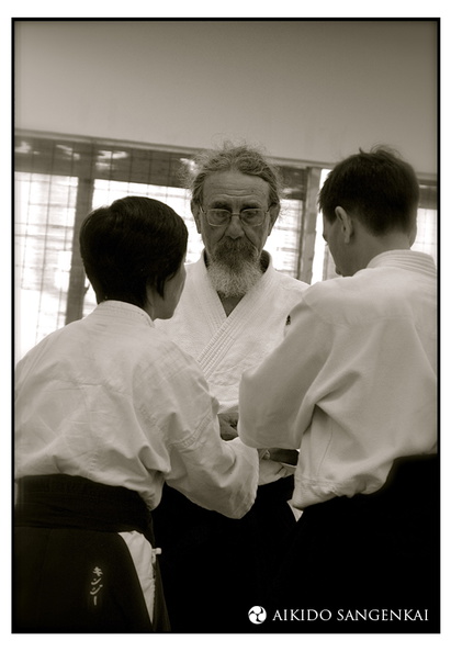 Training at the Aikido Sangenkai in Honolulu Hawaii IMG_4529.jpg