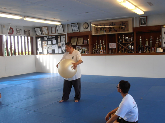 Sam Chin Sifu Teaching at Shobukan Judo Dojo